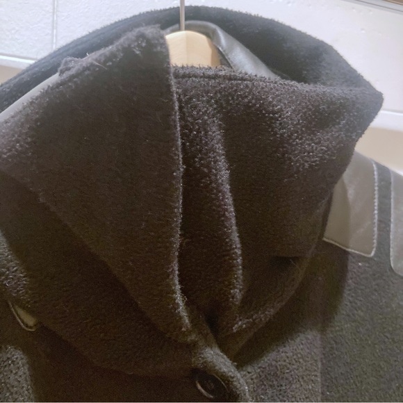 RUDSAK knee length fleece and genuine leather coat - Picture 9 of 11